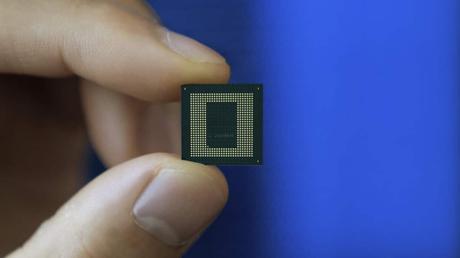 New Snapdragon 800 chip coming, could be in Motorola Edge S