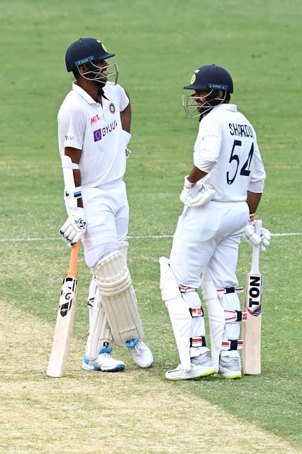 Natarajan scores a run ! - India's no-names leave Aussie red-faced !!
