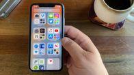 Widgets on Galaxy S21 vs. iPhone 12: Samsung One UI 3 beats iOS 14