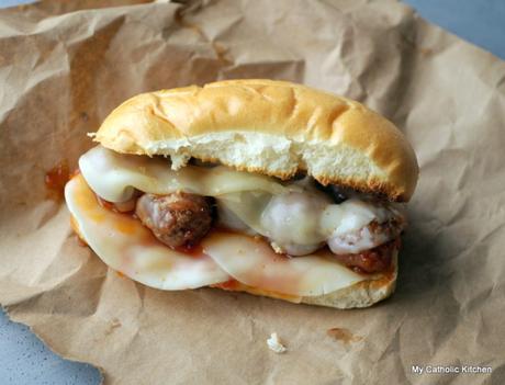 Slow Cooker Sunday: Meatball Subs