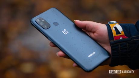 The best phones under £200 in the UK