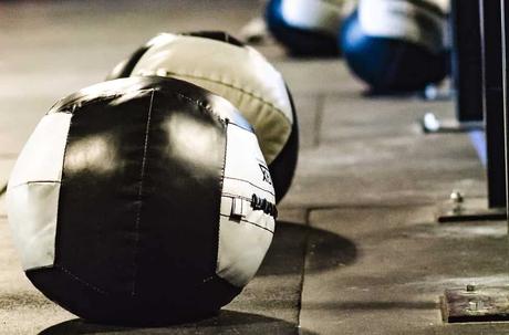 6 Best Medicine Balls for Working Out at Home