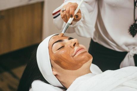 How to Pick the Perfect Facial Treatment for Your Skin Type?