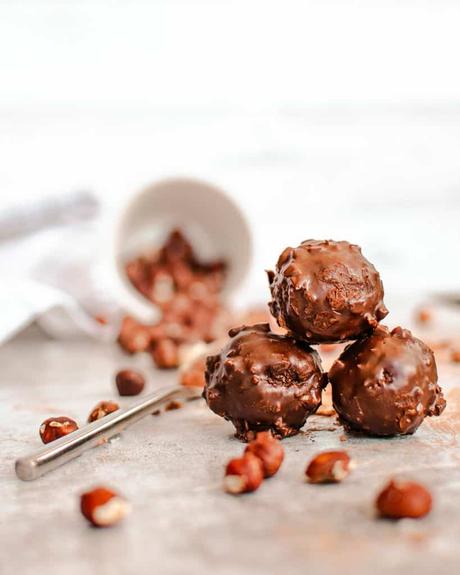 Homemade Ferrero Rocher Recipe