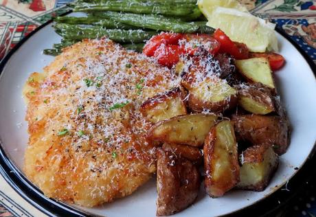 Sheetpan Crispy Chicken & Potatoes