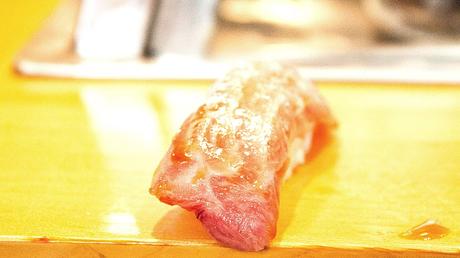 Can frozen fish be eaten raw for sushi