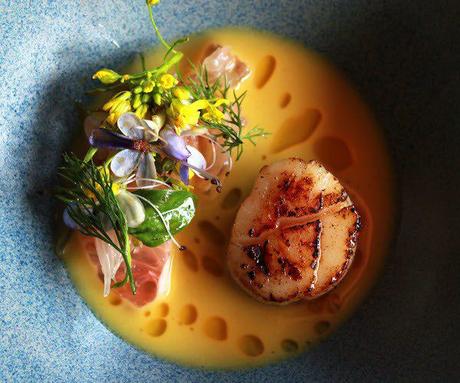 The luxury villa dining experience