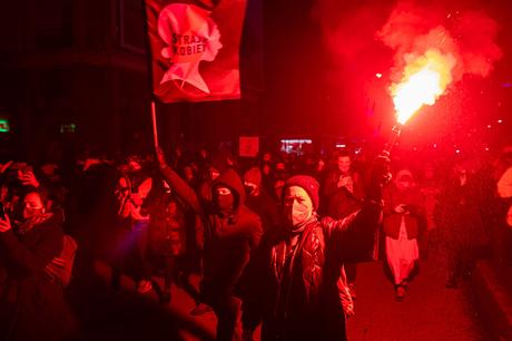 Poland to enforce near-total abortion ban, triggering protests
