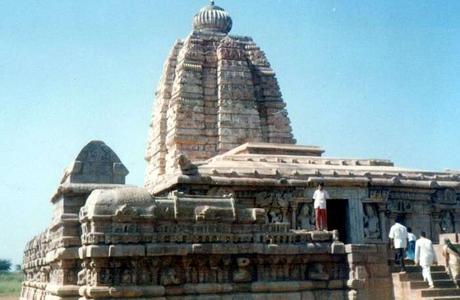 10 Honeymoon Places Near Hyderabad For All Couples In 2021!