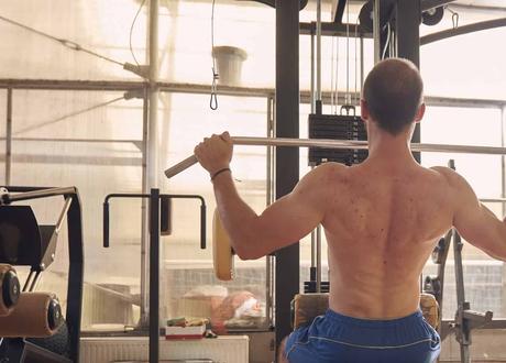 5 Best Lat Pulldown Bars for Home Gyms