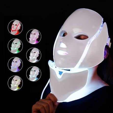 LED Light therapy benefits, Led face mask