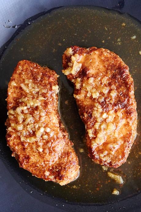 Honey Garlic Instant Pot Pork Chops - i FOOD Blogger