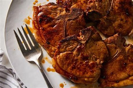 One benefit of these baked thin pork chops is that they cook in the same amount of time the vegetables need. Marinated Thin-Cut Pork Chops Recipe on Food52