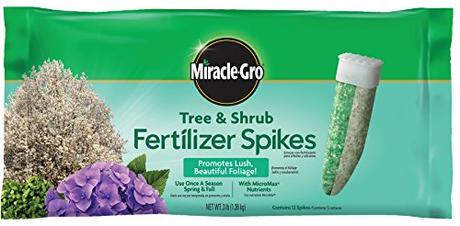 Miracle-Gro Fertilizer Spikes for Trees and Shrubs, 12 Pack (Not Sold in Pinellas County, FL)