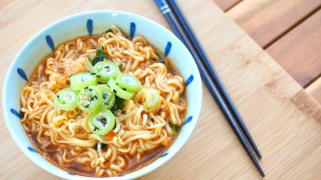 Instant ramen with egg recipe