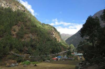 TO EVEREST (ALMOST) AND BACK: Guest Post by Caroline Hatton at The Intrepid Tourist