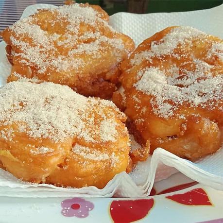 Banana Maruya Fritters with sugar