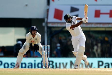 Ravichandran Ashwin embellishes his 5 for with a ton !! Ravichandran Ashwin embellishes his 5 for with a ton !!