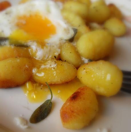 Pan Fried Potato Gnocchi & Egg