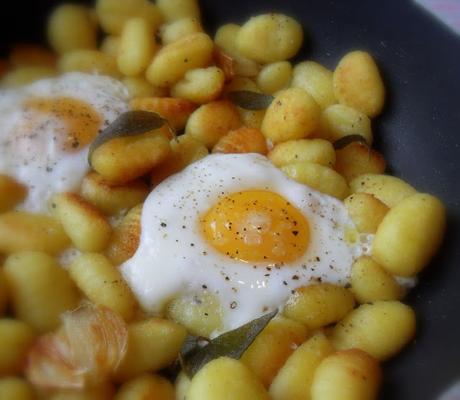 Pan Fried Potato Gnocchi & Egg