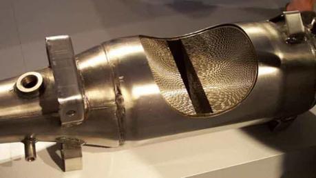 Stuck with a broken Catalytic Converter? Here’s How To Easily Mend it