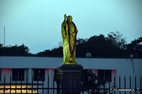 new addition to statues on Marina beach - former CM Ms J Jayalalithaa