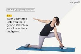 Stretching the hips and back can be a tricky feat, particularly if you experience low back pain, seedman says. How To Do The Low Lunge Twist Stretch Techniques Benefits Variations
