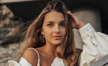Lexi Rivera Bio, Net Worth 2021, Personal Life, Family Life Lexi Rivera Bio, Net Worth 2021, Personal Life, Family Life