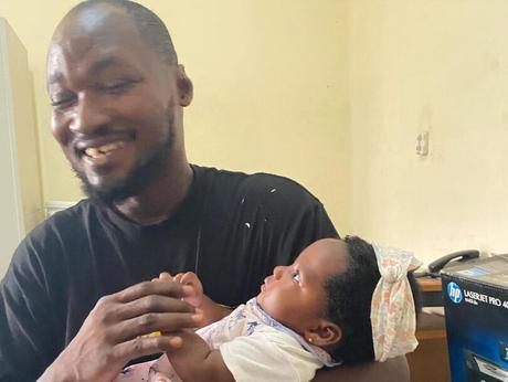 Funny Face unites with Ama Vanessa and her daughters Funny Face unites with Ama Vanessa and her daughters