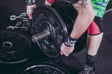 5 Best Deadlift Shoes (and Why You Should Wear Them at the Gym)