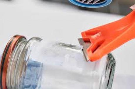 How to remove glue From Plastic – Easy Cleaning Hacks