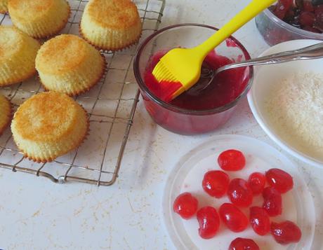 Cupcake Madeleines