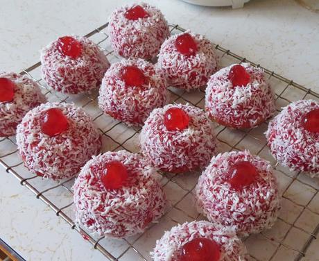 Cupcake Madeleines