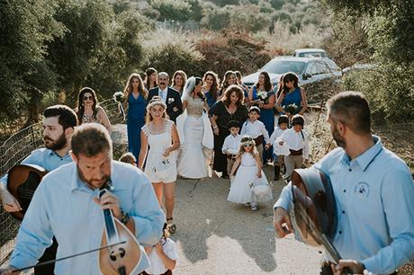 traditional-summer-wedding-crete-callas-peonies_07x