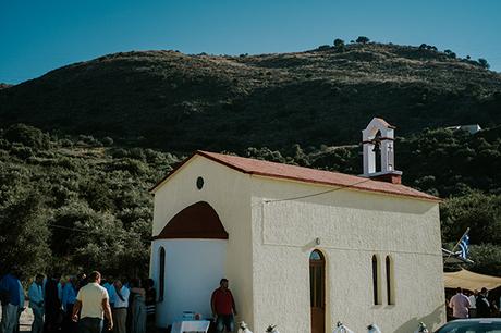 traditional-summer-wedding-crete-callas-peonies_06