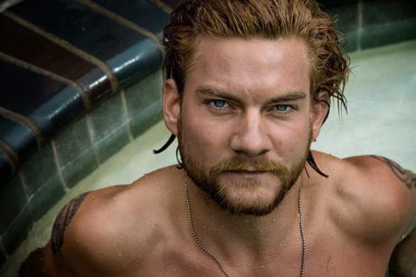 Jake Weary Bio, Career, Net Worth 2021