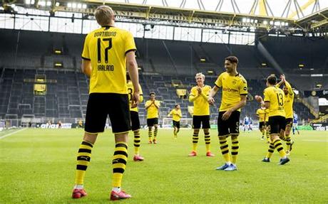 Borussia dortmund | боруссия дортмунд запись закреплена. Dortmund Wins As Bundesliga Returns