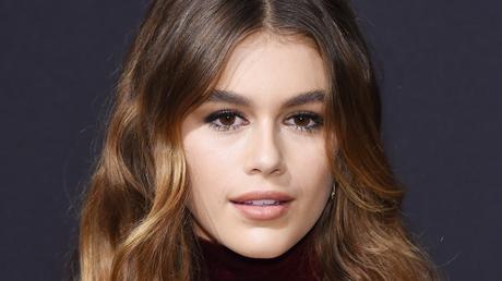 Kaia Gerber Bio, Life, Career, Net Worth 2021