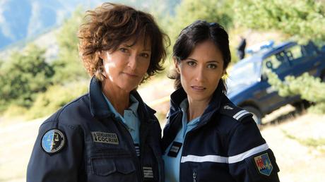 Research section: Fabienne Carat and Mélanie Maudran had already appeared in the series in different roles