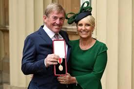 Sir kenny dalglish has paid tribute to ian st john after the liverpool legend passed away at the age of 82. Liverpool Legend Dalglish Tests Positive For Coronavirus