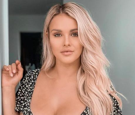 Kinsey Wolanski Net Worth 2021 Kinsey Wolanski Net Worth 2021