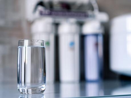 9 Ways to Tell if Your Water Filter Needs Replacing