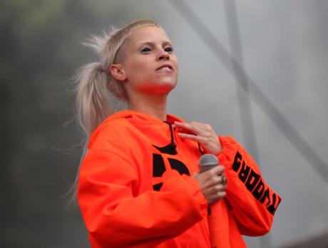 Yolandi Visser Net Worth 2020, Bio, Career