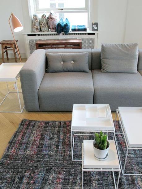 A HAY-VEN OF GREAT DESIGN A HAY-VEN OF GREAT DESIGN