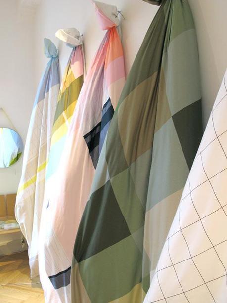 A HAY-VEN OF GREAT DESIGN A HAY-VEN OF GREAT DESIGN