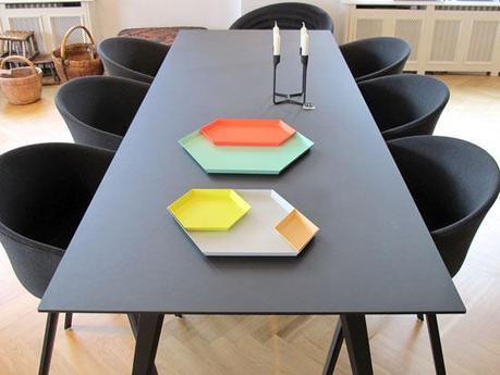 A HAY-VEN OF GREAT DESIGN A HAY-VEN OF GREAT DESIGN