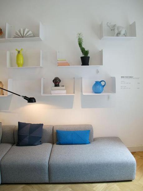 A HAY-VEN OF GREAT DESIGN A HAY-VEN OF GREAT DESIGN