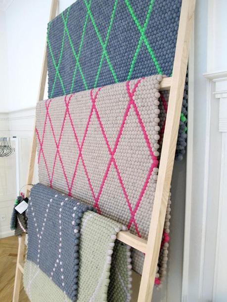 A HAY-VEN OF GREAT DESIGN A HAY-VEN OF GREAT DESIGN