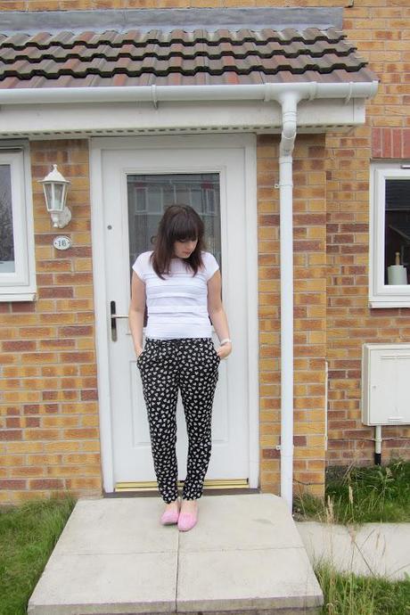 OOTD||  Primark heart print trousers