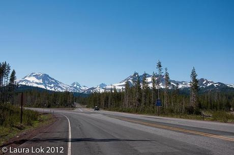 road to mt bachelor view of the sisters